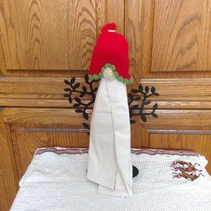NWOT Handmade Christmas Gnome Towel Hanger - white cotton towel